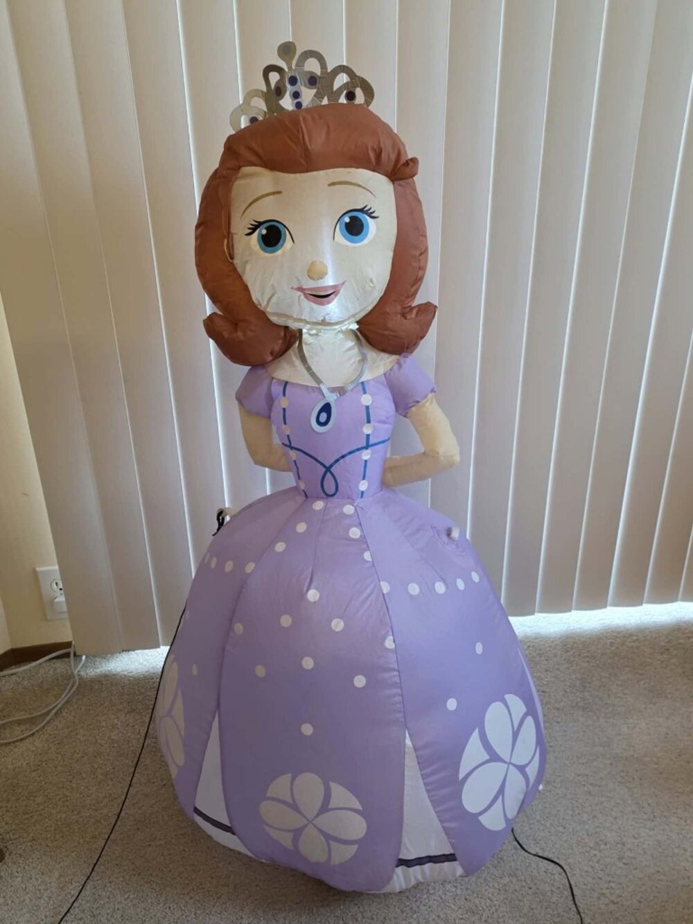 SOFIA THE FIRST AIRBLOWN INFLATABLE DISNEY LIGHT UP 3.5 FT. TALL